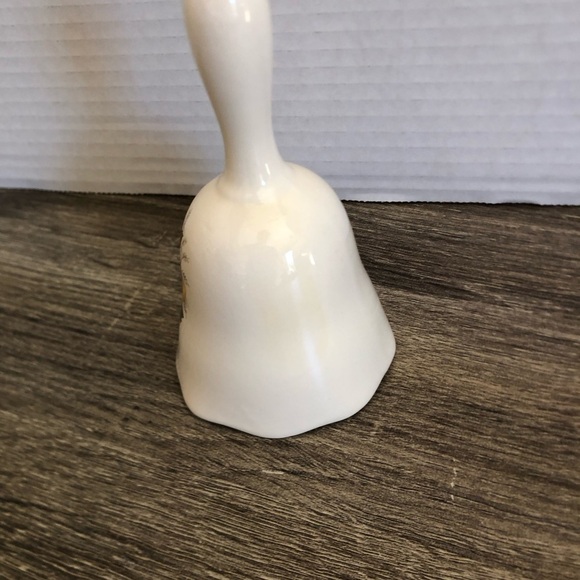 Vtg Ceramic Bell with Rose Design - Picture 4 of 11